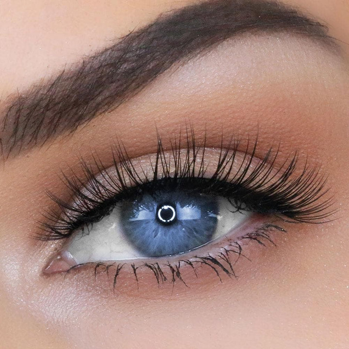 Natural, wispy eyelashes for small or hooded eyes