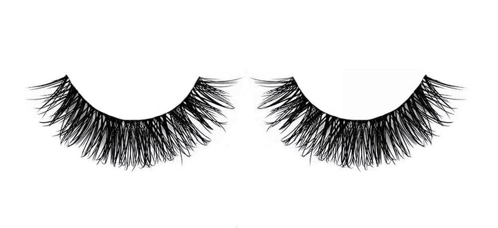 Natural eyelashes with flexible, invisible band