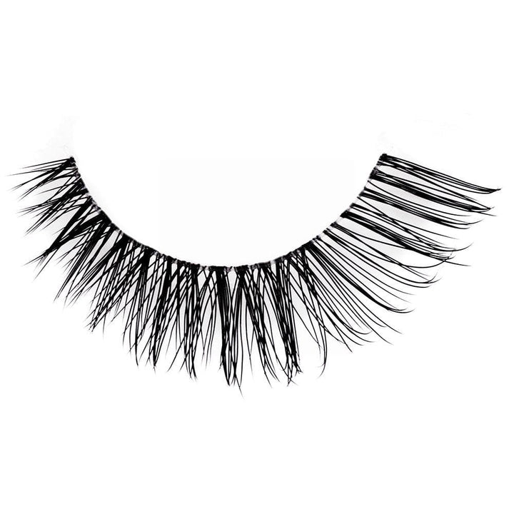 Wispy, natural eyelash with an invisible band