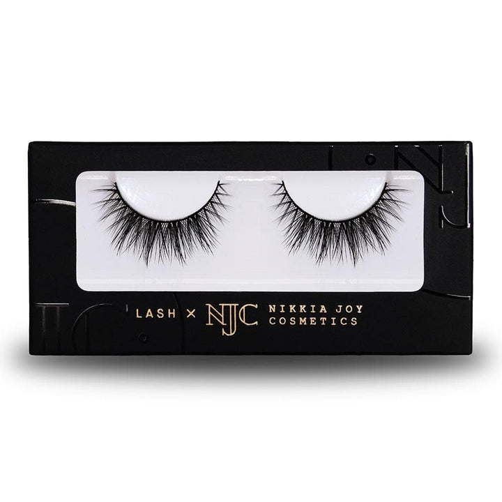 Wispy eyelash for small or hooded eyes